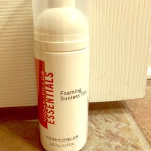 Rodan and Fields Sunless Tanner brand new